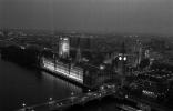London, june 2001. Rolleiflex SL35 + Distagon 35mm, Ildord HP5. Taken from the London Eye at 1/8 sec, these exposures were pretty tough, despite using an ASA 400 film. I did some (digital) unsharp masking here to mitigate the blurring, but it's far from perfect. Ok, I could've pushed the film (the HP5 is particulaly well suited), but that would've been... well, pushing it. :^)